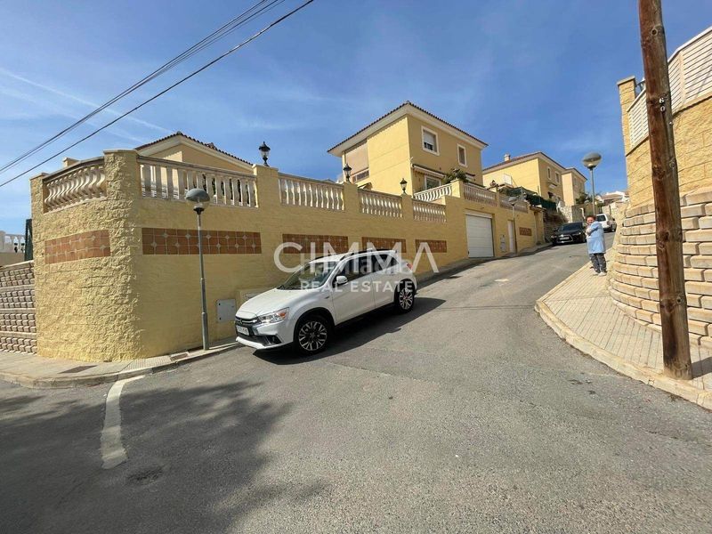 Foto 6cd1b5f9-d985-4c64-9b6f-1e8d8ccb7d31. Xalet amb aparcament piscina a Barranco Hondo Nucia (la)