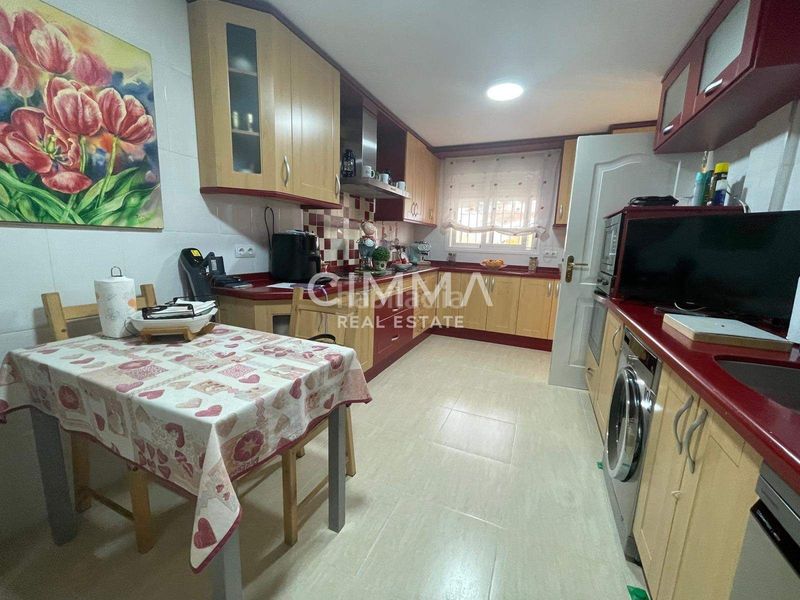 Foto c36098bd-4566-4ee9-87a9-999f467a8115. Xalet amb aparcament piscina a Barranco Hondo Nucia (la)