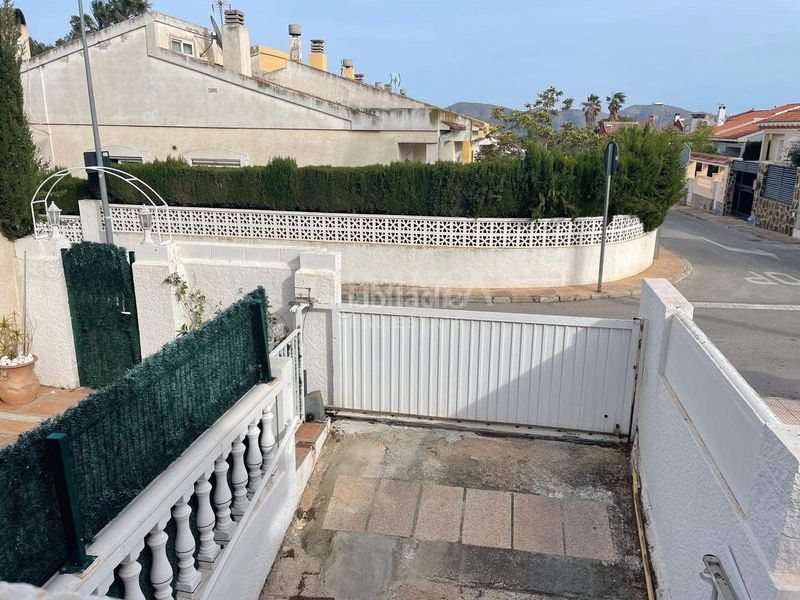 Foto 7538ca06-2595-4392-89bd-6510fef4ac24. Casa amb calefacció aparcament piscina a Varadero Nucia (la)