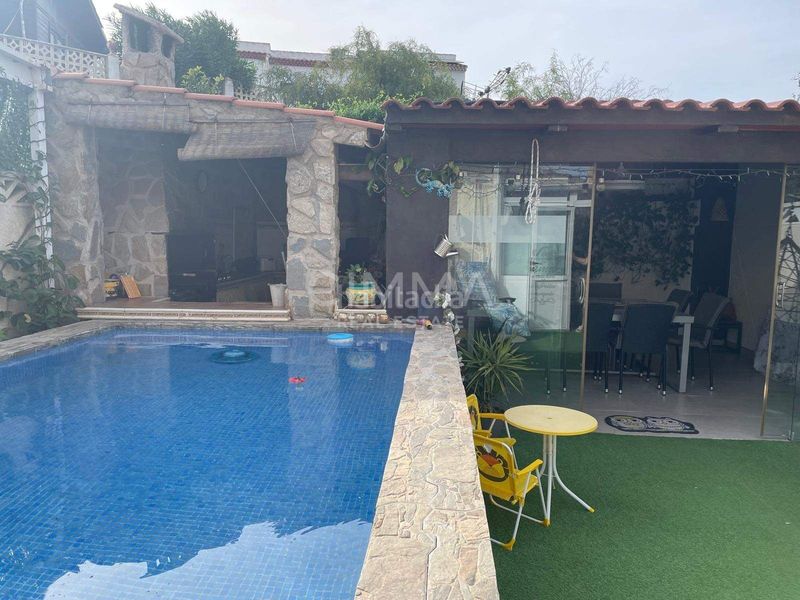 Foto b6e669c7-1844-49b6-81bb-88ce7f8d75ac. Casa amb calefacció aparcament piscina a Varadero Nucia (la)
