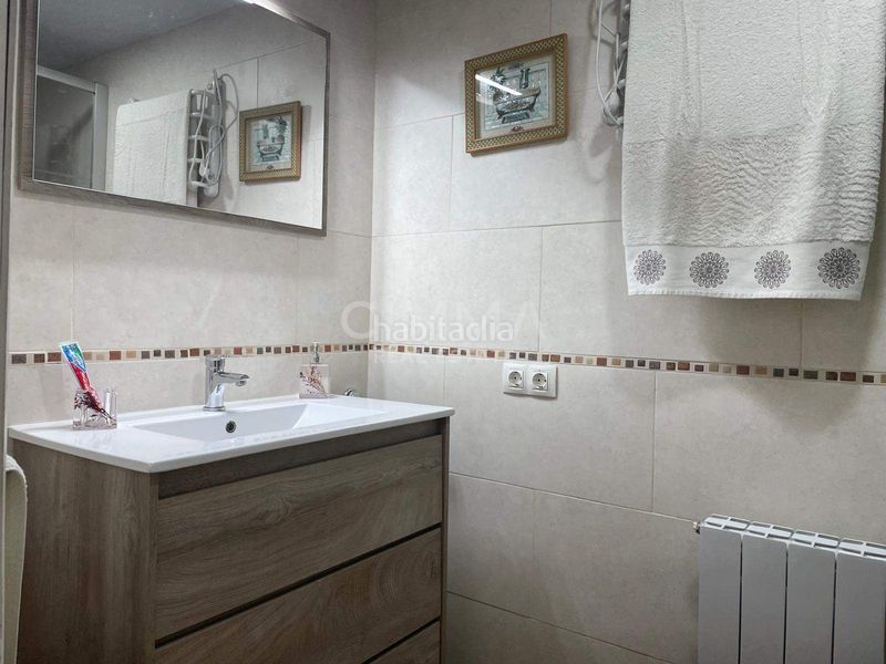 Foto ba112b6f-7dc9-4d6f-bb50-52984ad61213. Casa amb calefacció aparcament piscina a Varadero Nucia (la)