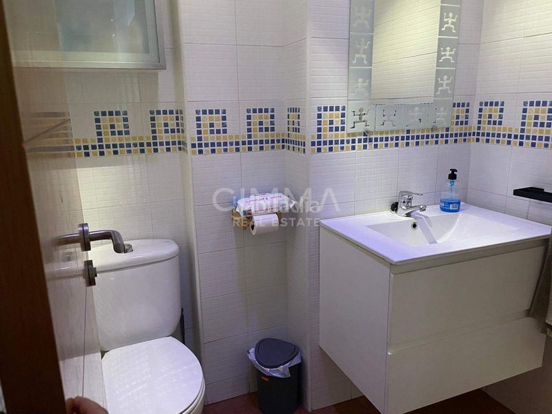Foto 58ebc919-e00f-4267-9254-99a3f5de40fd. Casa aparellada amb aparcament a Coloma Nucia (la)