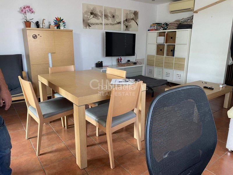 Foto 6363c377-711f-4e27-b5fe-e0892de5d5b8. Casa aparellada amb aparcament a Coloma Nucia (la)