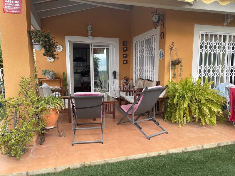 Foto af46f8d6-4181-4465-a022-c9d7ab0d36d3. Casa amb aparcament piscina a balcón de ponoig - Polop paradis - Polop hills Polop
