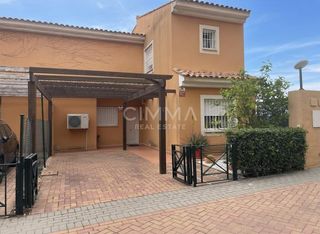 House  Avenida balcon de ponoig. Bungalow pareado en balcón de polop