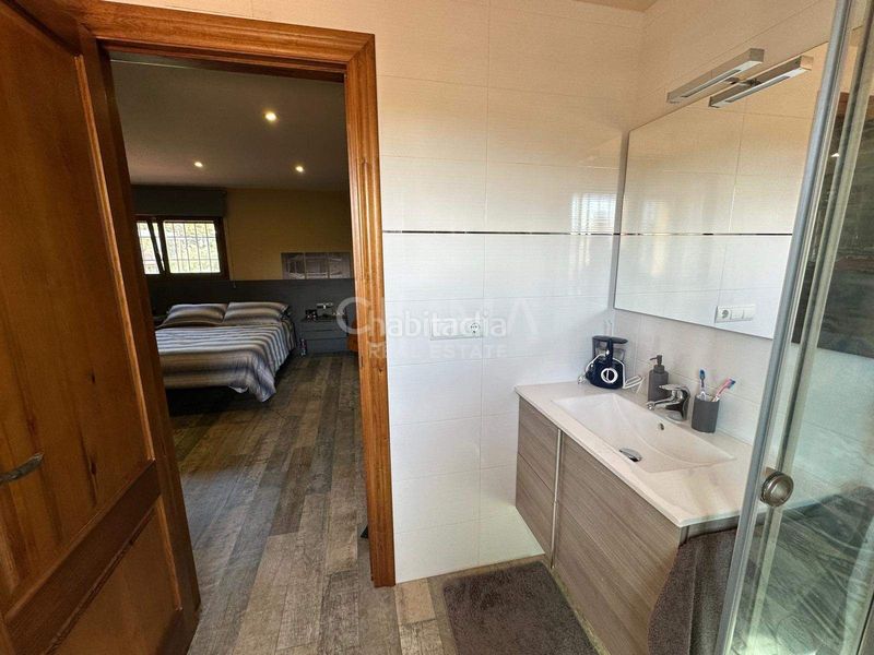 Foto ff628e42-84f6-43bd-b71f-abbfad1a90df. Xalet amb calefacció aparcament piscina a Coloma Nucia (la)