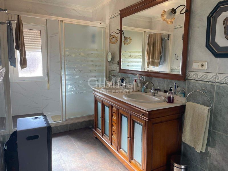 Foto cbf958eb-8a3e-43bb-990d-b9bed6ab2aab. Casa amb aparcament a Barranco Hondo Nucia (la)