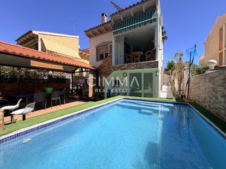 Miete Chalet in Varadero. Espectacular chalet de lujo en la nucía  varadero