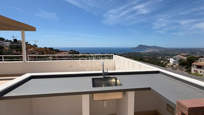 Foto 28192287-e9de-4100-b61f-063ceffd0089. Xalet amb calefacció aparcament piscina a Altea la vella Altea