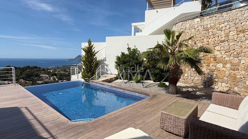 Foto 5e1eb0f5-1564-4b97-85b5-ad2277052eb4. Xalet amb calefacció aparcament piscina a Altea la vella Altea