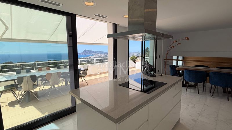 Foto b328c8ec-abd3-4bca-90dd-247345218c37. Xalet amb calefacció aparcament piscina a Altea la vella Altea
