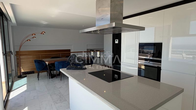 Foto b9fe95d6-a968-4698-a64c-c488e870d0bb. Xalet amb calefacció aparcament piscina a Altea la vella Altea