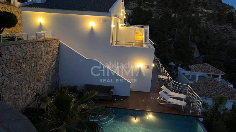 Foto bbf59c0e-f3d5-43fe-b763-a92e99af5d4a. Xalet amb calefacció aparcament piscina a Altea la vella Altea