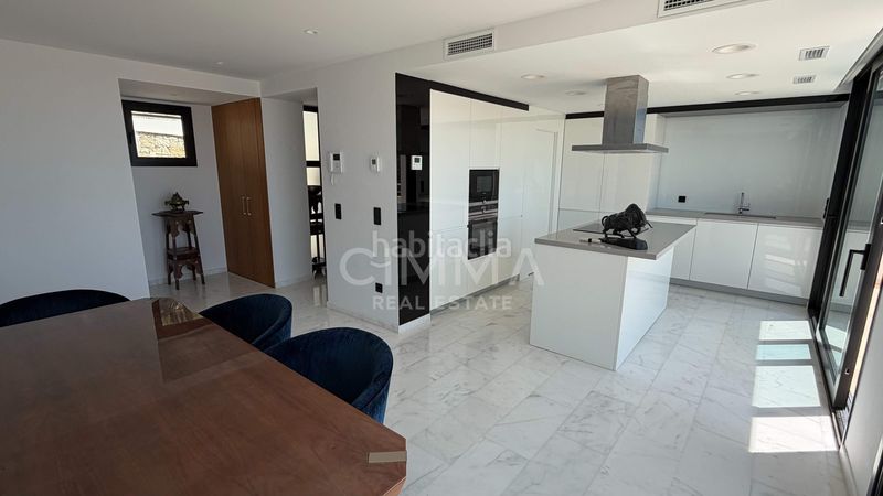 Foto c5936976-b83d-4903-a797-cf6c1b514f08. Xalet amb calefacció aparcament piscina a Altea la vella Altea