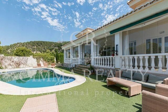 Foto c6f746d0-5af6-4826-a412-c5271a81269b. Xalet amb calefacció aparcament piscina a Altea la vella Altea