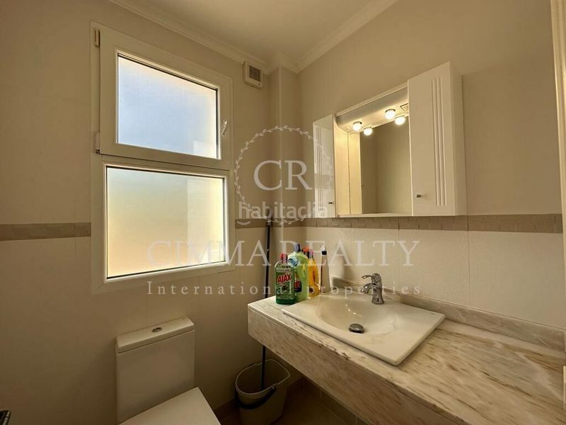 Foto cced9cf8-dece-4671-9135-d9e993efc919. Xalet amb calefacció aparcament piscina a Altea la vella Altea