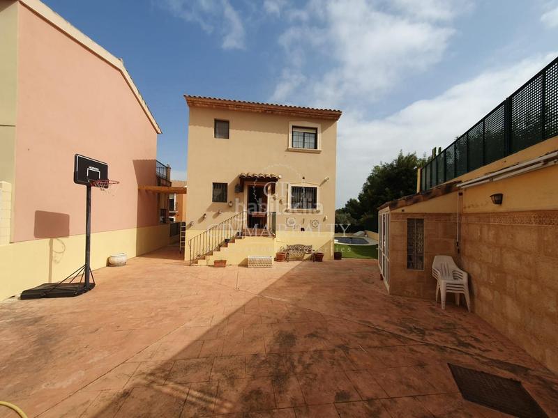 Foto 8d3744d4-3ba7-4b3a-93ba-08d26d8fcf8d. Chalet  independiente en colonia escandinaviacautiador en Alfàs del Pi (l´)