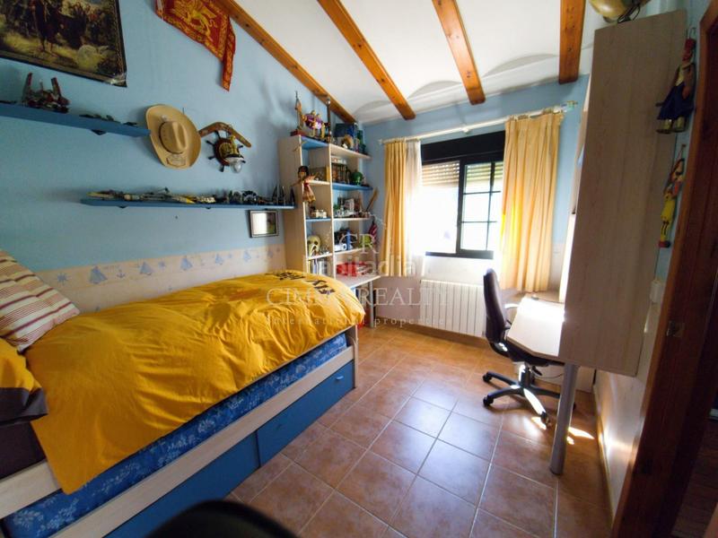 Foto bf74d23b-4dc2-422f-a34d-a1ea91ff4f60. Chalet  independiente en colonia escandinaviacautiador en Alfàs del Pi (l´)