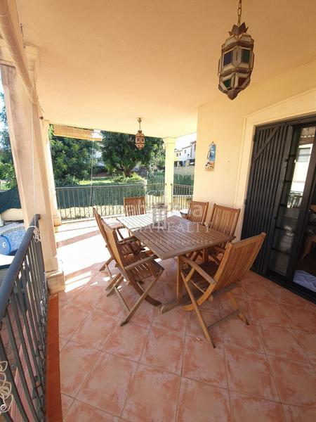Foto c24c867d-ce03-4520-8833-86b6a4c32355. Chalet  independiente en colonia escandinaviacautiador en Alfàs del Pi (l´)