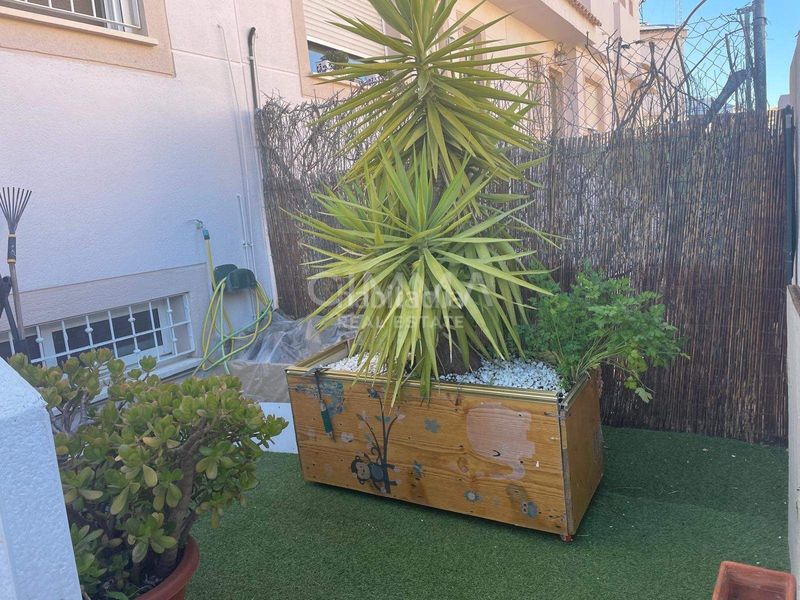 Foto dd7600d0-79bc-45ee-bdfa-c30bcdb67d8b. Casa amb aparcament a La Paz Polop