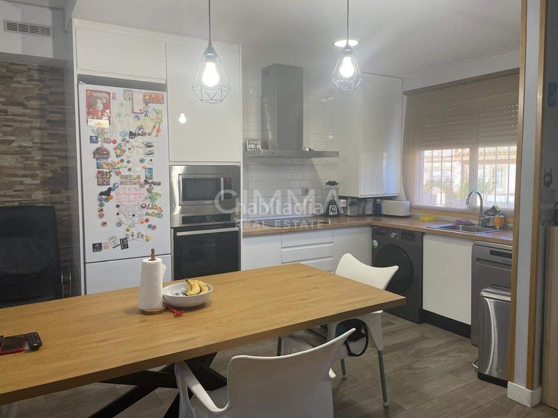 Foto eb2325f0-2ab4-415c-afdd-e6e112d39b00. Casa amb aparcament a La Paz Polop
