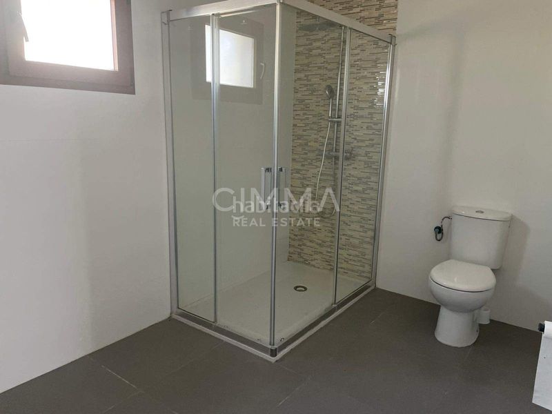 Foto 496d1516-4dd1-4534-8376-71e108e643fd. Xalet amb calefacció aparcament piscina a Coloma Nucia (la)