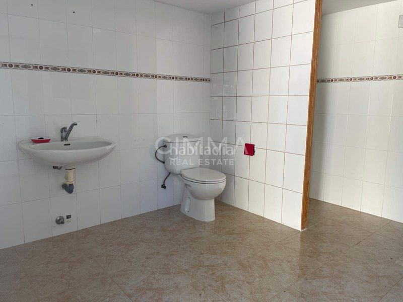 Foto fe0778be-dbf6-447d-884a-1d2b7508eb4d. Xalet amb calefacció aparcament piscina a Coloma Nucia (la)