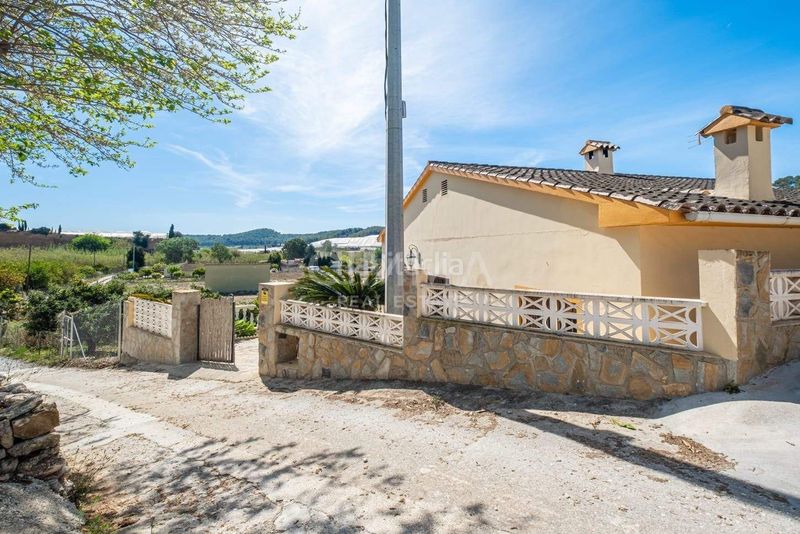 Foto 129c05a0-2aba-4954-abe2-2deefbf82139. Lloguer casa amb aparcament piscina a Altea la vella Altea