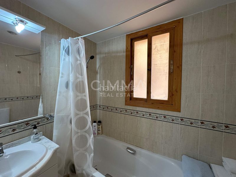 Foto bcad86c1-4203-4f1d-bd34-5f992bf22355. Pis amb piscina a Mascarat Altea