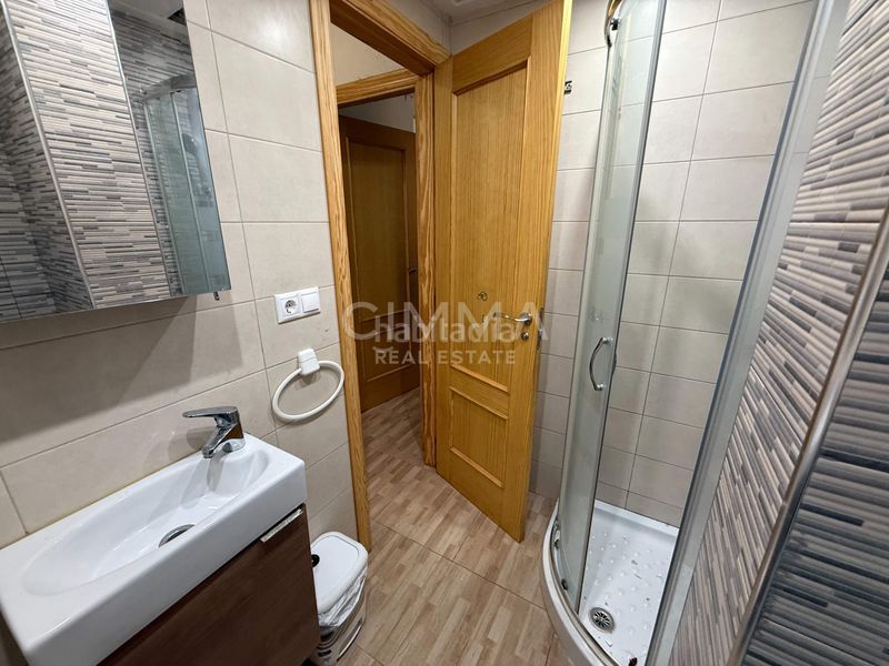 Foto 539b715a-182a-47a1-a532-b20e984ff84a. Casa aparellada amb calefacció aparcament piscina a Nucia (la)