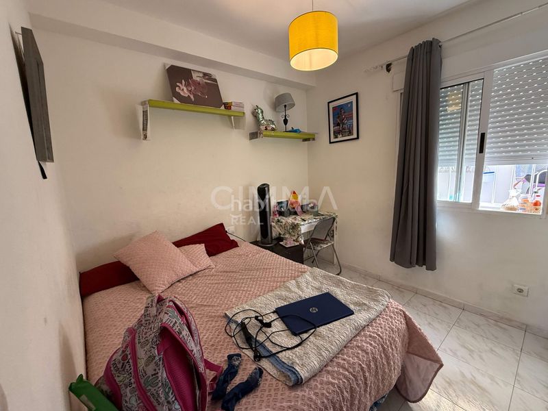 Foto 99f68de6-adbd-48cf-9447-236464ff2bb0. Casa aparellada amb calefacció aparcament piscina a Nucia (la)