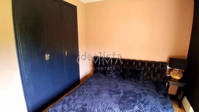 Foto a4d8fbb2-04a7-4114-9429-4c699618f009. Casa adossada amb aparcament a Coloma Nucia (la)