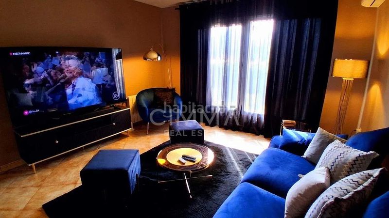 Foto bd02e3c9-14bc-4840-8c98-133f616f2551. Casa adossada amb aparcament a Coloma Nucia (la)