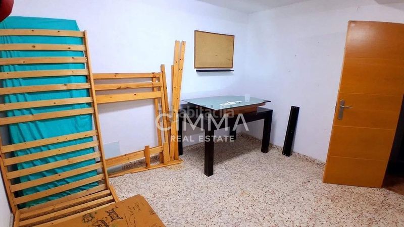 Foto ea9c5a58-caca-4df6-81be-5c5d085e7b36. Casa adossada amb aparcament a Coloma Nucia (la)