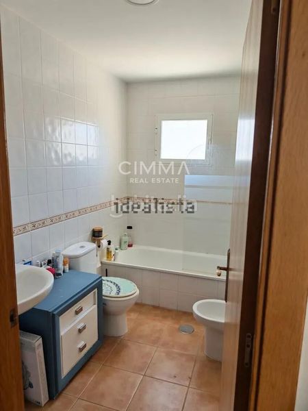 Foto de8f30a8-9e2a-4043-bd03-727459ee516a. Xalet amb aparcament piscina a Montebello - Nou Espai Nucia (la)