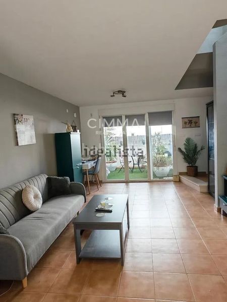 Foto ea697b9a-5741-4361-874b-a3786f843ba5. Xalet amb aparcament piscina a Montebello - Nou Espai Nucia (la)