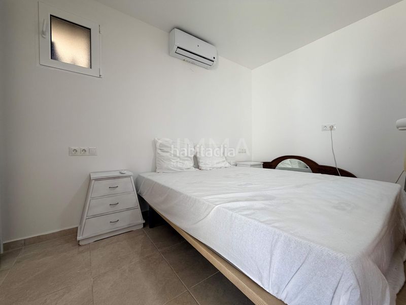 Foto ea563fe8-1722-49fd-a7e1-75557f5817d4. Xalet amb aparcament a Coloma Nucia (la)