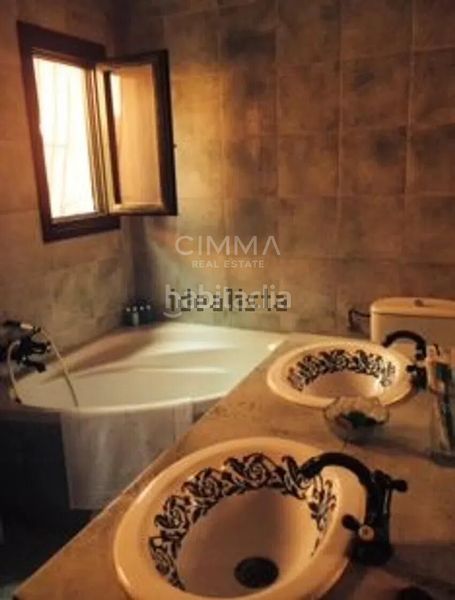 Foto a9f75fbf-2180-42c3-b943-a23fb9faac7c. Xalet amb calefacció aparcament piscina a Coloma Nucia (la)