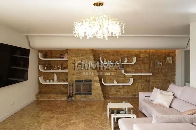 Foto 0257fe34-8e0c-44e6-8ea2-724a02268af9. Xalet amb calefacció aparcament piscina a Montebello - Nou Espai Nucia (la)