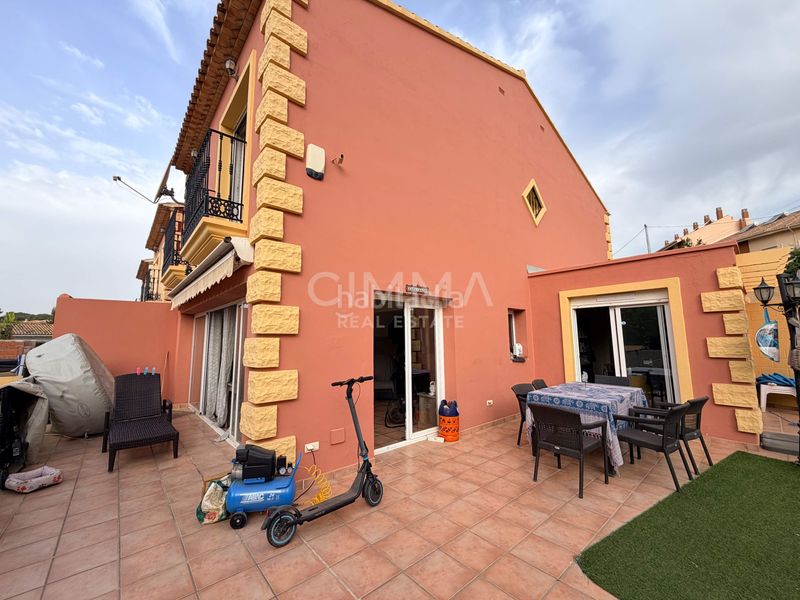 Foto d959c14f-cee2-4f9a-be10-67c08630cb65. Xalet amb calefacció aparcament piscina a Montebello - Nou Espai Nucia (la)