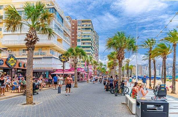 Foto c94fa3ce-b449-44e9-a176-78e171506391. Local comercial a Rincón Alto Benidorm
