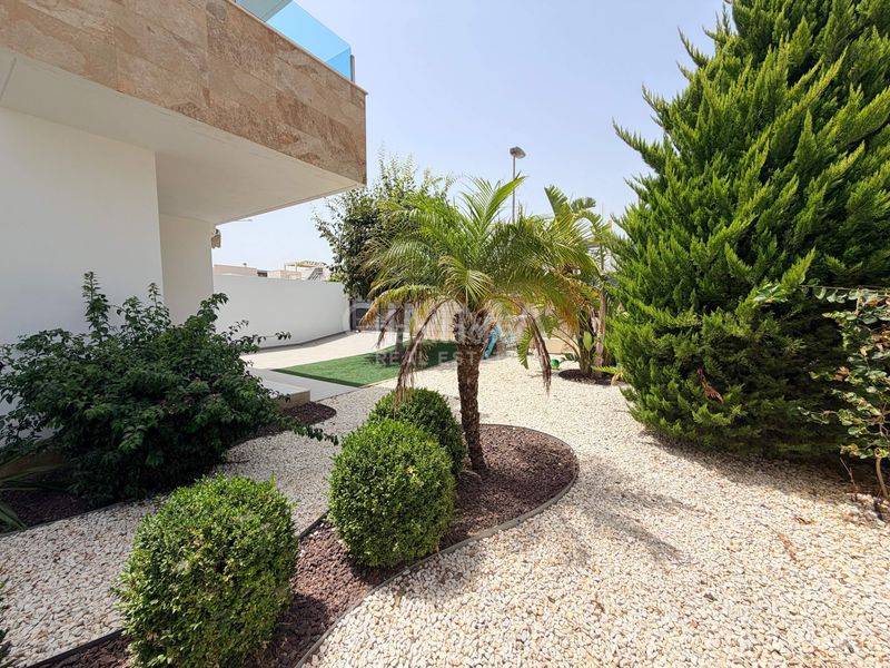 Foto 9fe5d256-97f0-4940-92f0-4e02e4246a09. Planta baixa amb piscina a La Alberca Polop