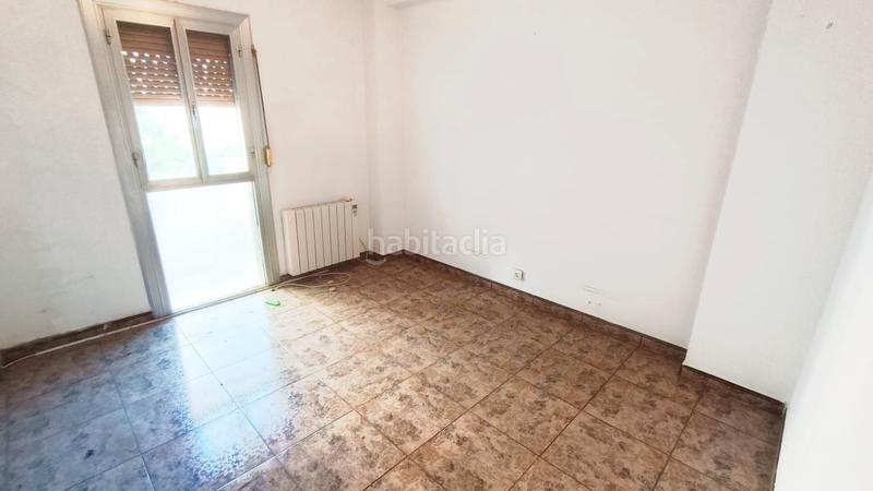 Foto 2e195f8c-7aa9-4596-be48-11824a07392e. Piso  en Can Serra con 3 habitaciones y ascensor. cocina para reformar. en Hospitalet de Llobregat (L´)