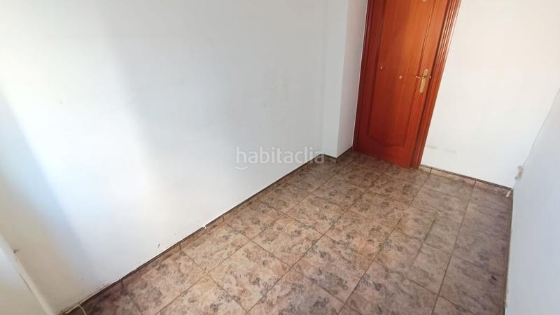 Foto 9bc5a385-fcb0-449d-89df-e200985f1aae. Piso  en Can Serra con 3 habitaciones y ascensor. cocina para reformar. en Hospitalet de Llobregat (L´)