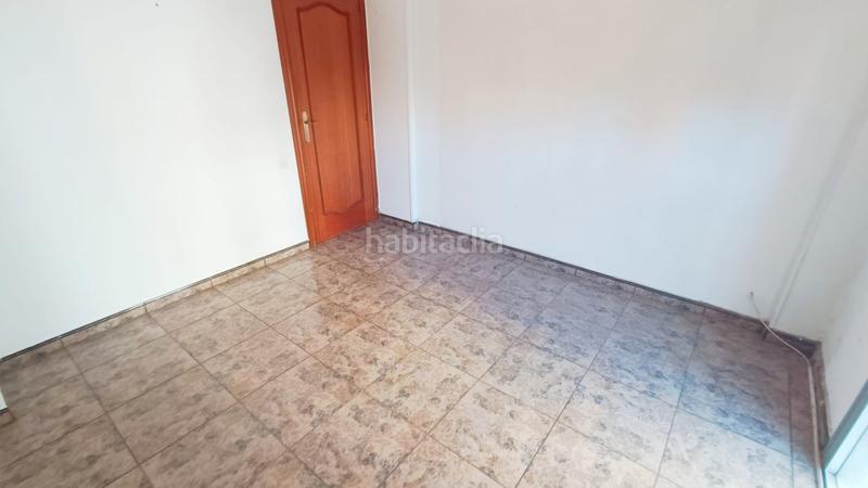 Foto ee697ed6-e340-4e0e-bea5-2956a70a26b2. Piso  en Can Serra con 3 habitaciones y ascensor. cocina para reformar. en Hospitalet de Llobregat (L´)