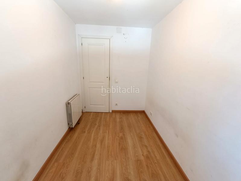 Foto 476ae36e-ad44-45ab-be4b-d8949052945c. Planta baixa amb calefacció a Lloreda Badalona