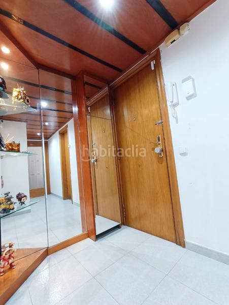 Foto 29a8bc5e-92d1-48d3-8918-4aa292243a4d. Appartement avec chauffage dans Sistrells Badalona