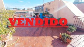 Pis  Carrer d'ur. Piso reformado 2 hab con terraza de 30m2. para entrar a vivir