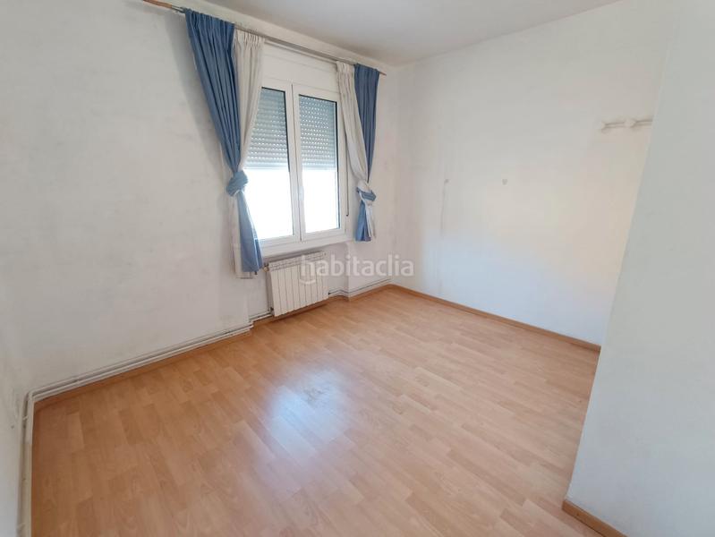 Foto 28421c60-512a-4ed6-93dd-8bc23a01b576. Duplex avec chauffage dans Sistrells Badalona