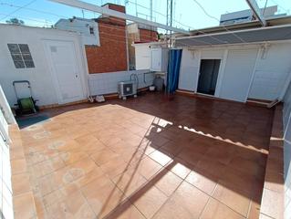 Duplex  Carrer de marià benlliure. Dúplex con terraza de 40m2 en sistrells.